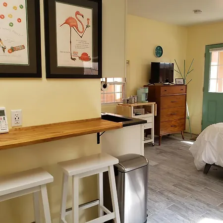 Hummingbird Haven Casita In Santa Fe, Nm Holiday home