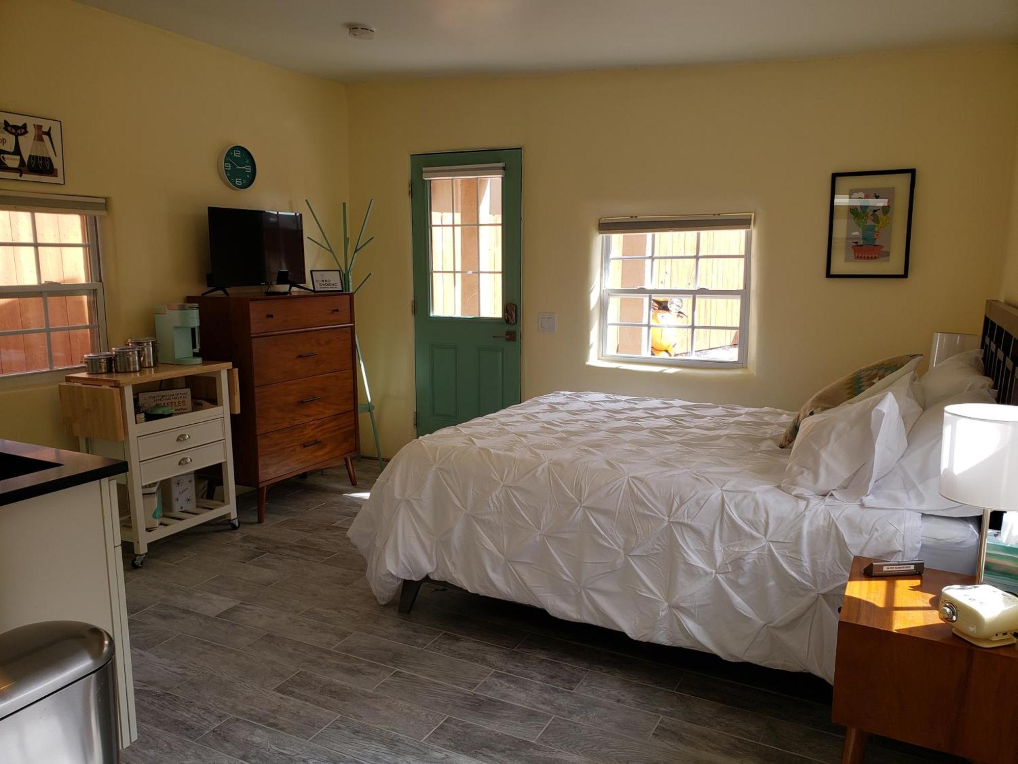 Hummingbird Haven Casita In Santa Fe, Nm